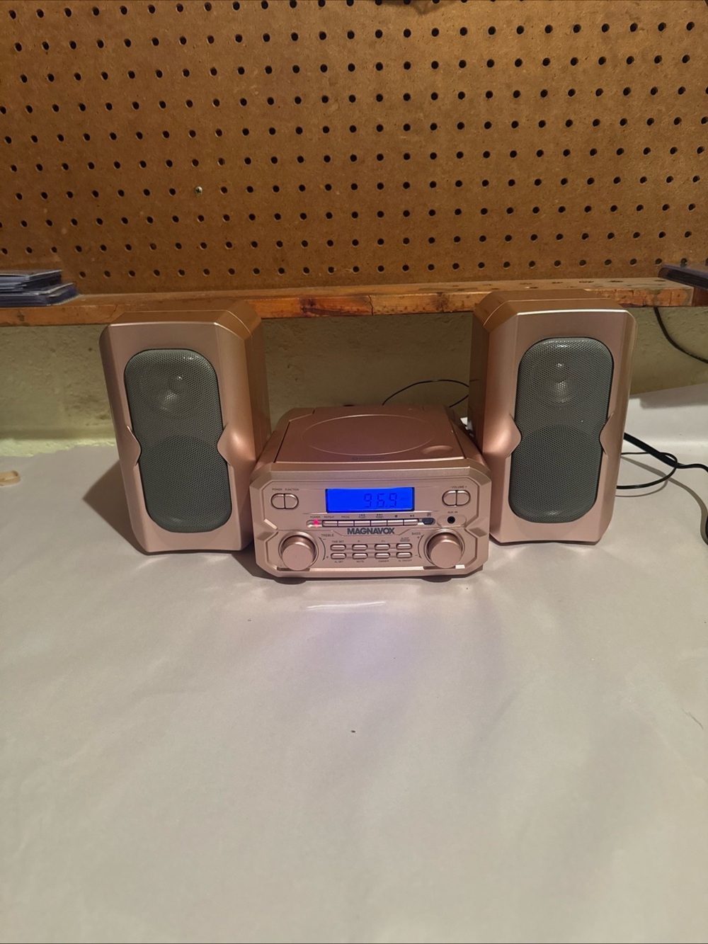 Rose Gold Mini Stereo System with Dual Speakers